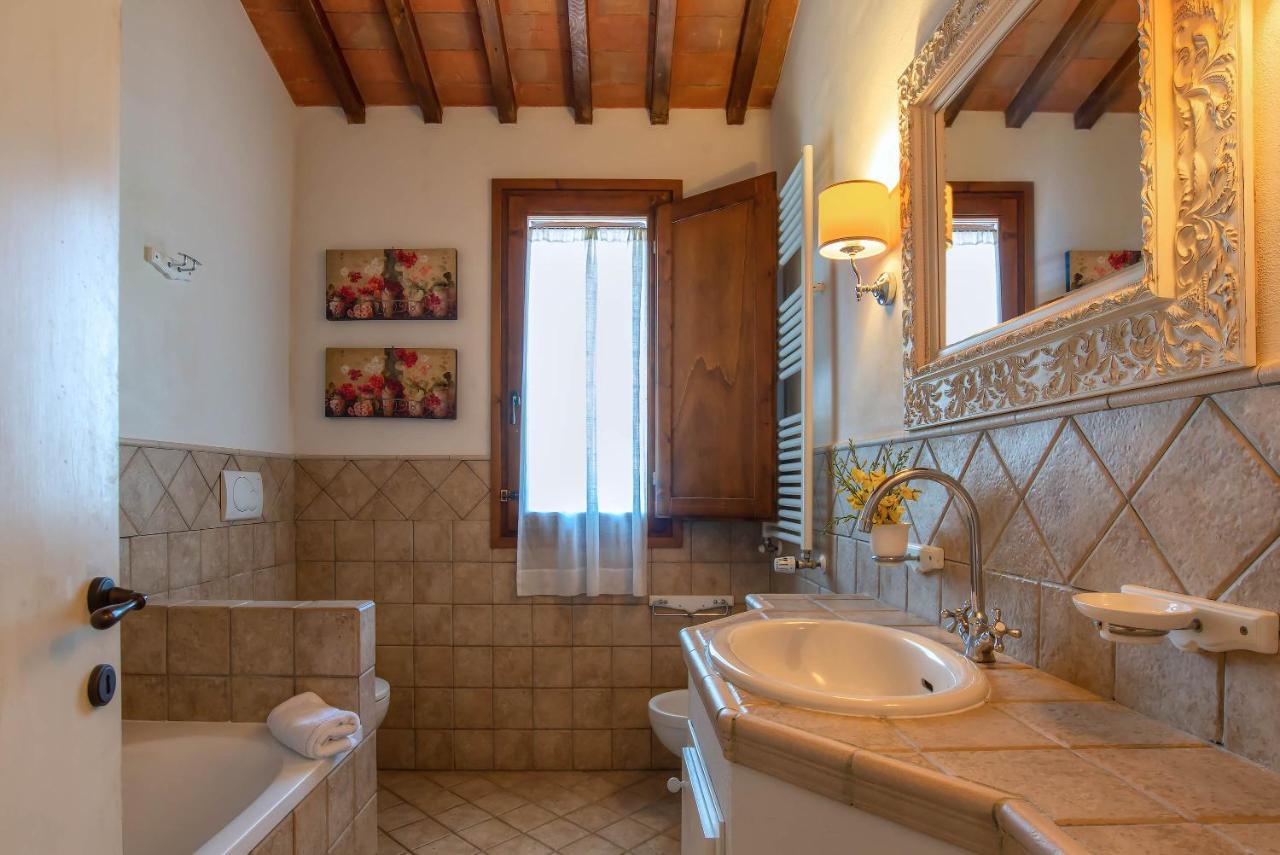 Villa Lionella Country Resort Монтайоне Екстер'єр фото